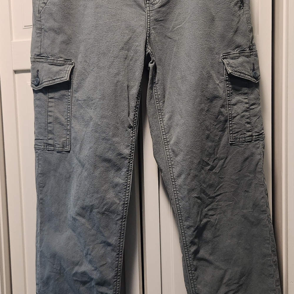 American Eagle Outfitters Women's Cargo Boot-Cut Pants in Gray